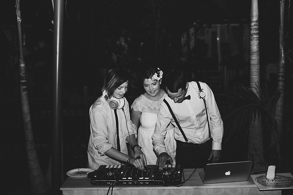 Lovestruck Weddings - Mike & Zoe - DJ