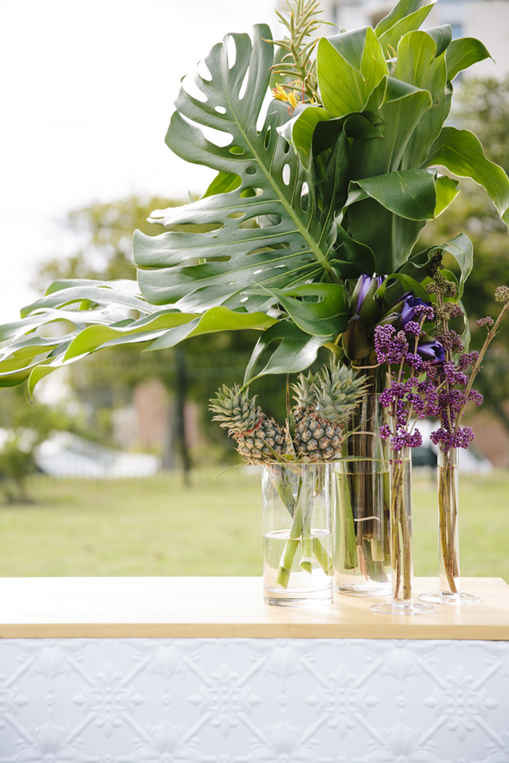 White Pressed Tin Bar Hire by Lovestruck Weddings.  Flowers by Elyssium Blooms.